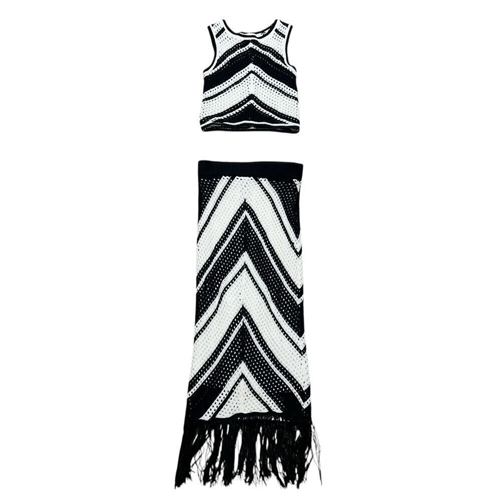 WILLOW & WIND Sleeveless Crochet Black & White Maxi Skirt & Tank Size S